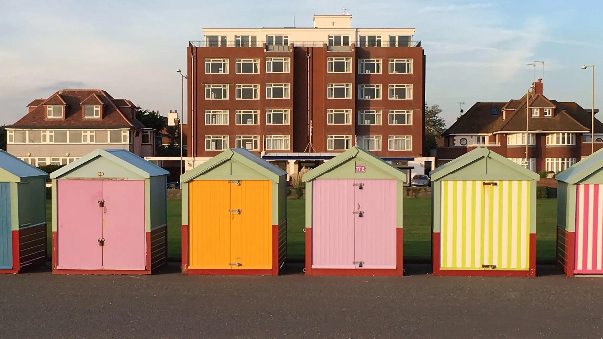 6 Exceptional Design Hotels In Brighton Seafront That Stand Out